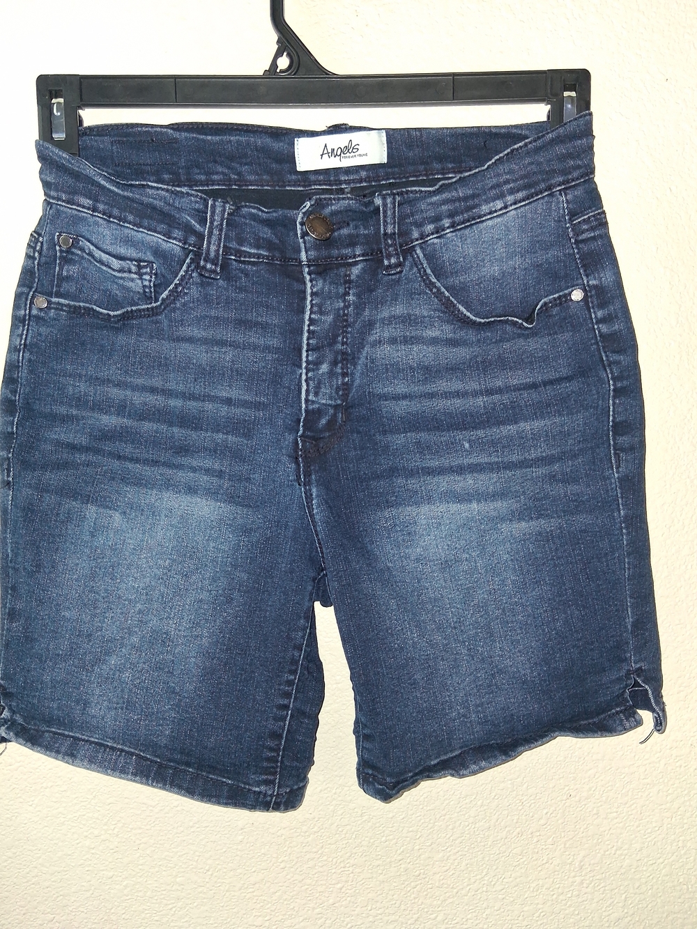 Angels Womens Indigo Blue Denim Shorts Sz 8 Stretchy
